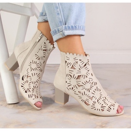 M. DASZYŃSKI Durchbrochene Peeptoe-Stiefel für Damen im Frühjahr beige M.Daszyński MR1954-10 1