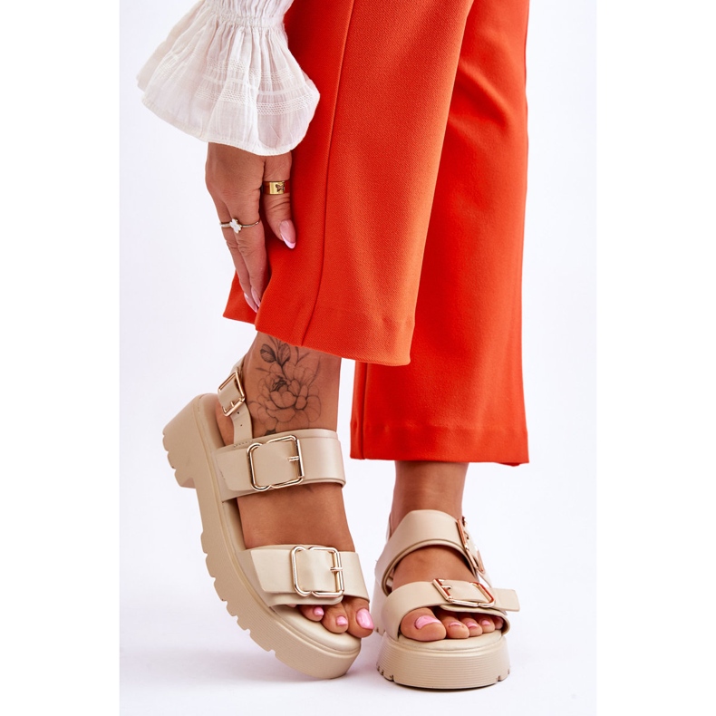 FB2 Bequeme Sandalen aus Leder Beige Alayah braun 1