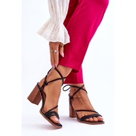 Damen-Ledersandalen mit Absatz Schwarz Seyna 2