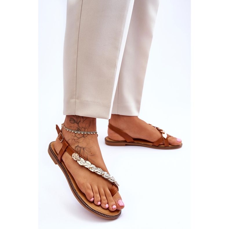 FJ1 Camel Alamis verzierte Damensandalen braun 1