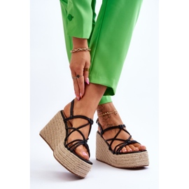 Modische Keilsandaletten mit Zopf Schwarz Nessia 2