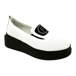 Filippo Weiße stilvolle Damenschuhe aus Leder DP4572/23 WH 1