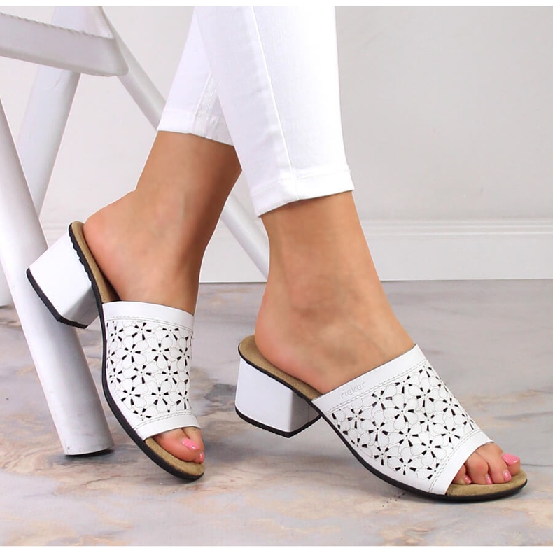 Rieker 64681-80 Leder Damen durchbrochene weiße Sandaletten 1