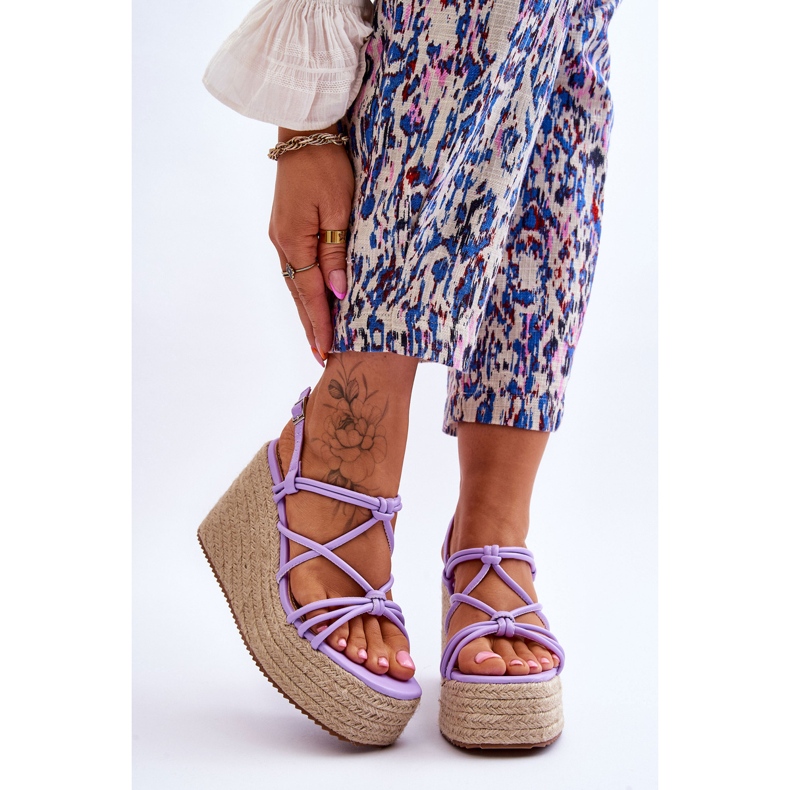 Modische Nessia Wedge Wedge Sandalen mit Zopf lila 1