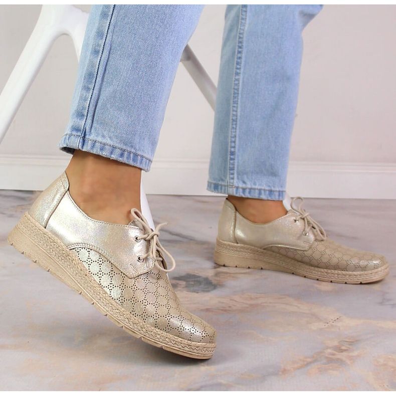 Bequeme Damenschuhe aus Leder golden Helios 401 2