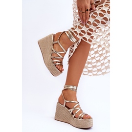 FJ1 Gold Margaritt Keilsandalen golden 2