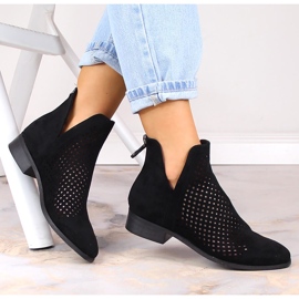 Durchbrochene schwarze Wildlederstiefel für Damen Potocki SZ12107 1