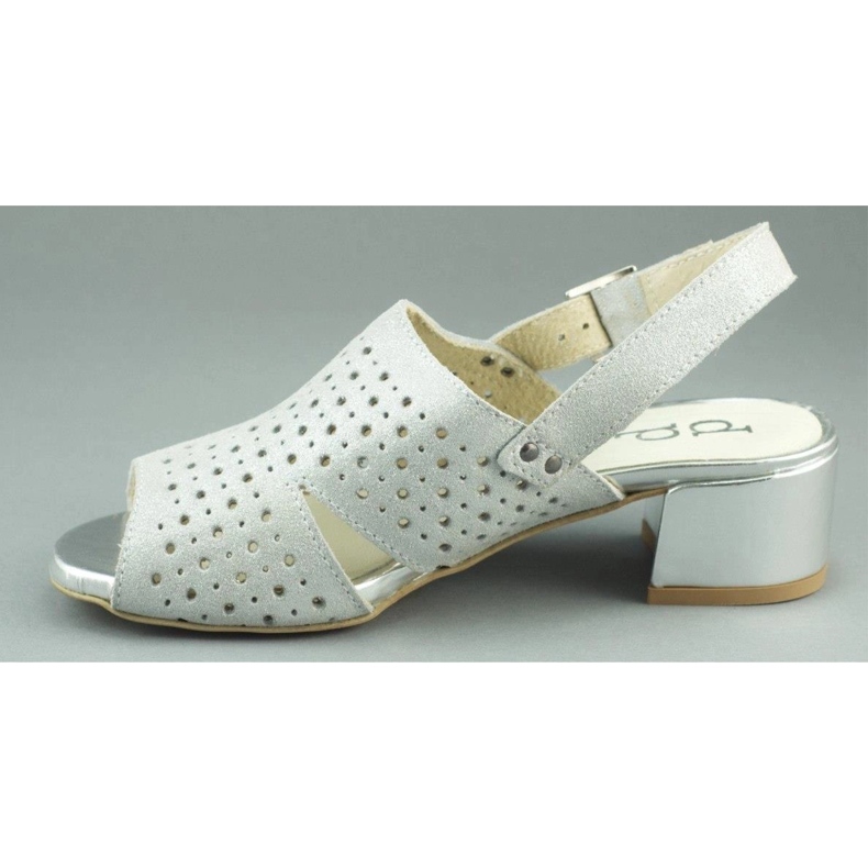 Dolce Pietro Silberne Sandalen am Pfosten 2084 1