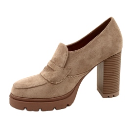 Evento Modische Mokassins auf dem Plateau und beiger Leiste 2