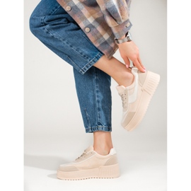 Beige Wildlederstiefel mit dickem Plateau von Shelovet 2