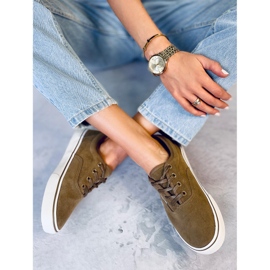 BM Lovis Damensneaker aus taupefarbenem Wildleder grün 1