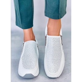 BM Atwood Weiße Turnschuhe mit Keilabsatz 1