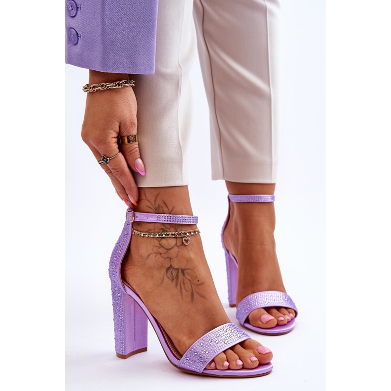 Damensandalen auf High Heels mit Zirkonia lila idealistisch 1