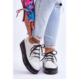 S.Barski Durchbrochene Sportschuhe aus Leder Weiß Leonor 1