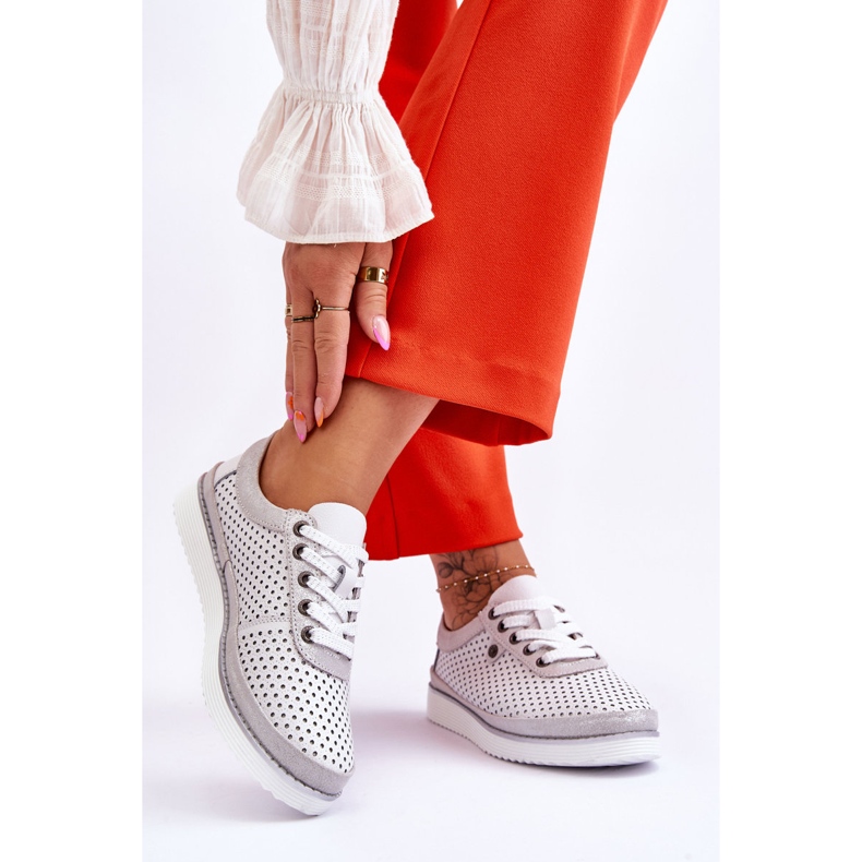 S.Barski Modische durchbrochene Sportschuhe aus Leder Weiß und Silber Cantare 2