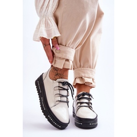 S.Barski Lackierte Chantal Beige Sportschuhe 1