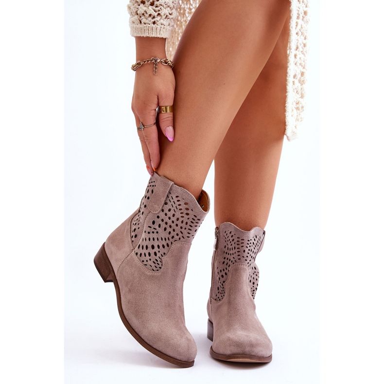 Lewski Shoes Durchbrochene Damenstiefel aus Wildleder Leski Schuhe 3301 Cappuccino braun 1