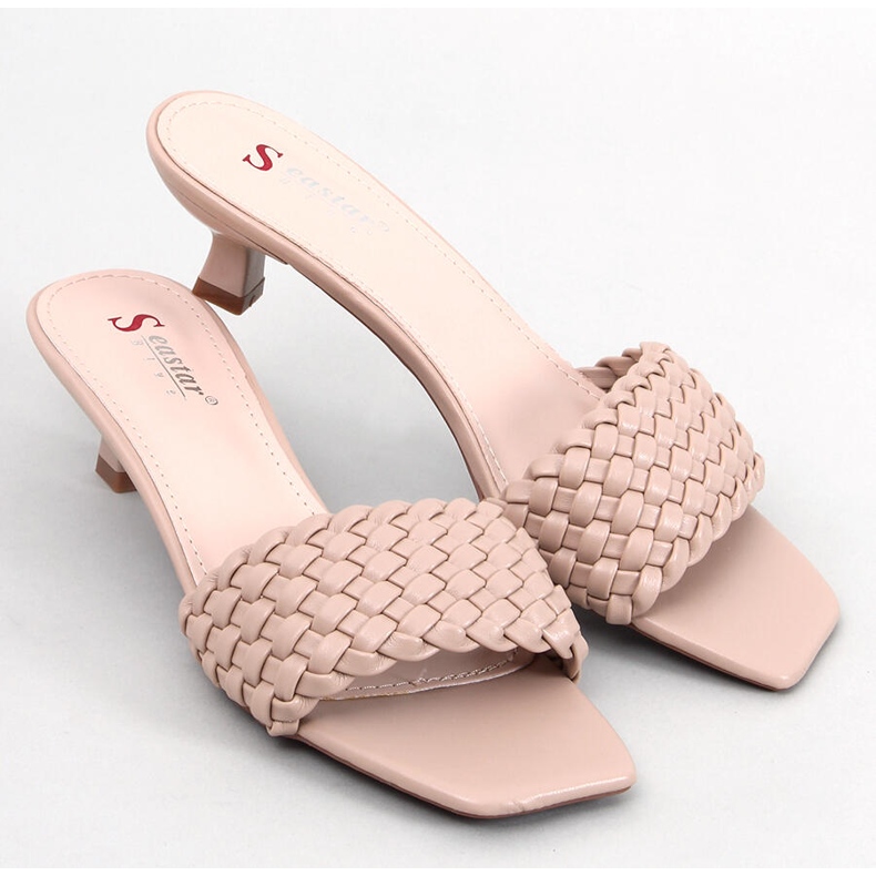 BM Arritola Apricot Sandalen mit niedrigem Absatz beige 1