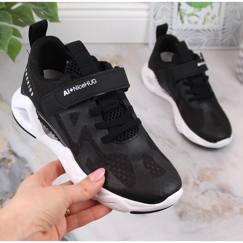 Atletico Kinder Sportschuhe mit Klettverschluss schwarz AbcKids B022302001 1