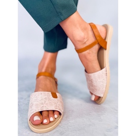 BM Barnes Champagne Damensandalen rosa 1