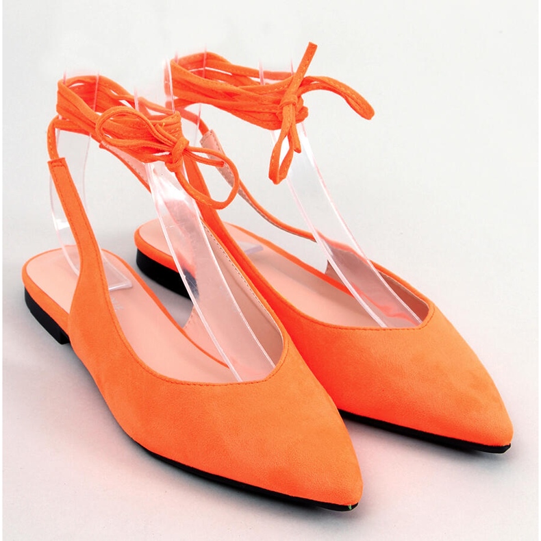 BM Ballerinas zum Schnüren von Dentoni Orange 1