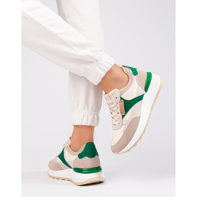 Beige Damen-Sportschuhe mit hohem Plateau von Shelovet 1