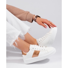 Weiße Damen-Sneakers auf der Shelovet-Plattform 2