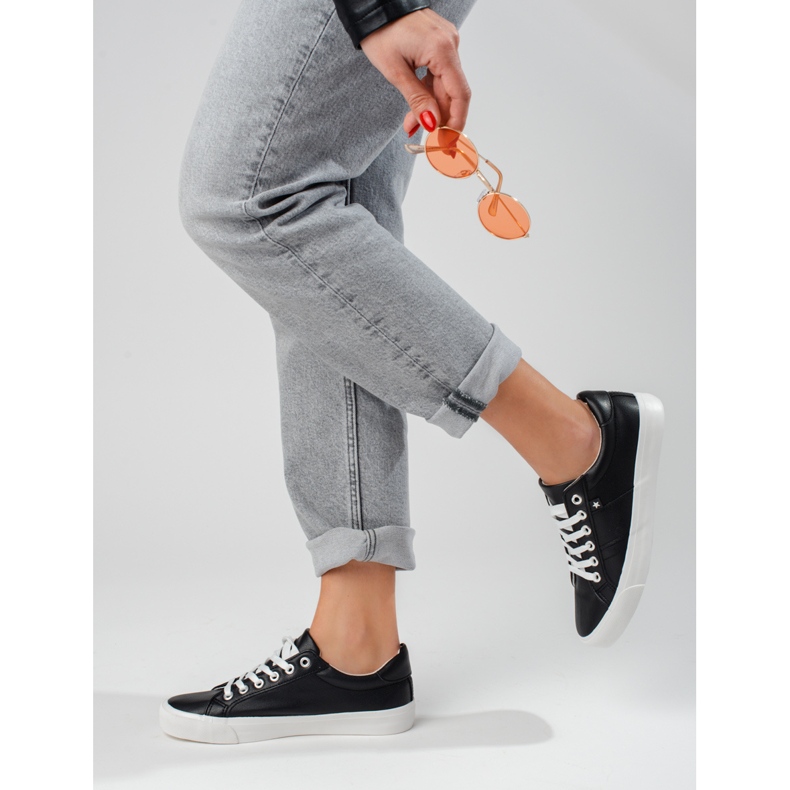 Klassische schwarze Vinceza Damensneaker 2