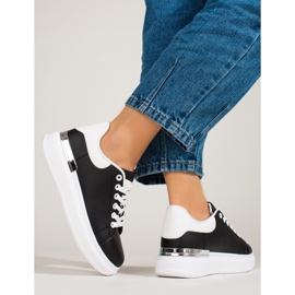 Damen Sportschuhe auf einem hohen Plateau schwarz-weiß Shelovet 1