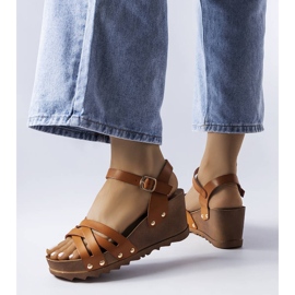 BM Braune Sandalen mit Keilabsatz von Audric 1