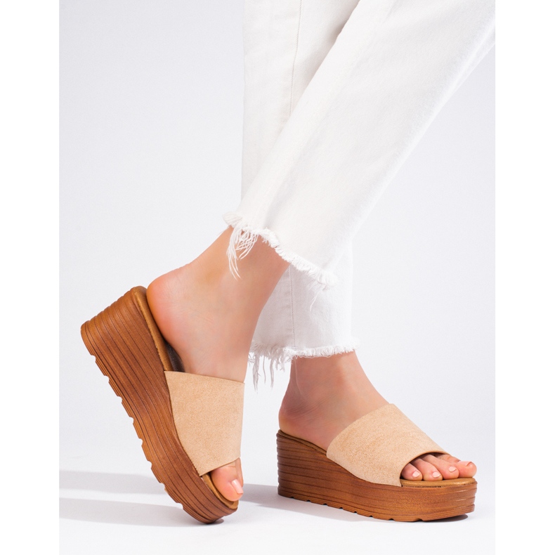 Beige Shelovet-Wildleder-Keilhausschuhe für Damen 1