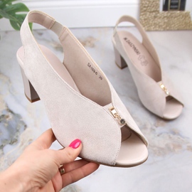 M. DASZYŃSKI Damensandalen aus Wildleder auf einem beigen Slip-on-Post M.Daszyński SA169-6 1