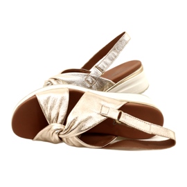 Caprice Platino Metallledersandalen 9-28300-20 959 golden 7