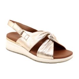 Caprice Platino Metallledersandalen 9-28300-20 959 golden 3