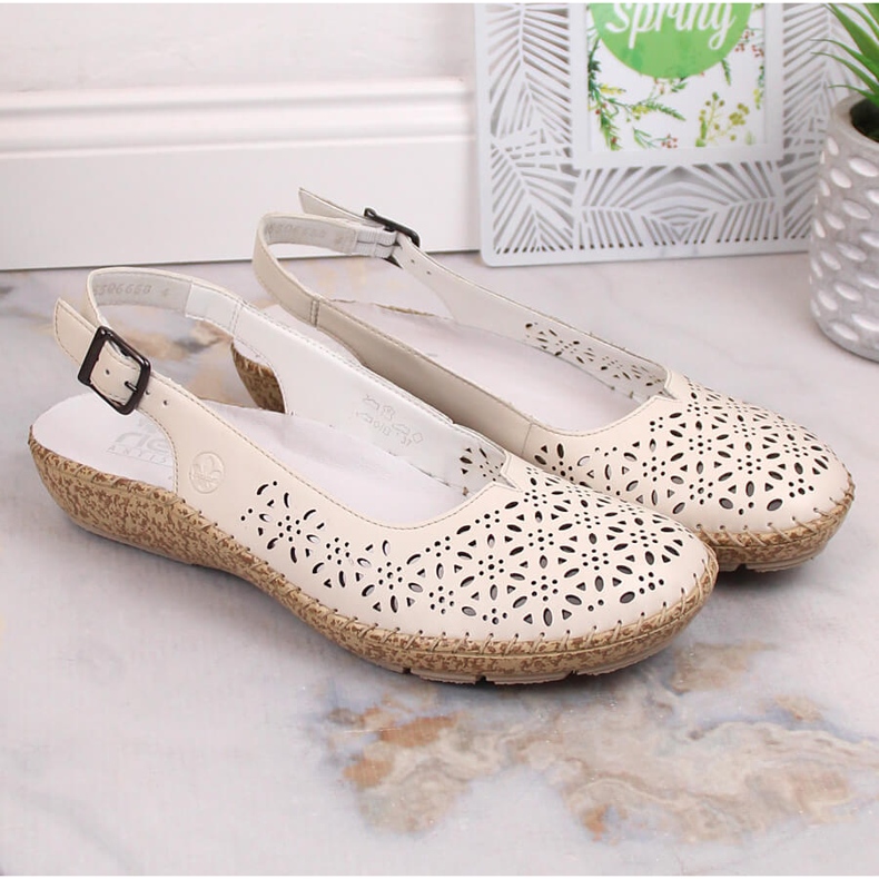 Leder bequeme durchbrochene Sandalen beige Rieker 44861-60 1