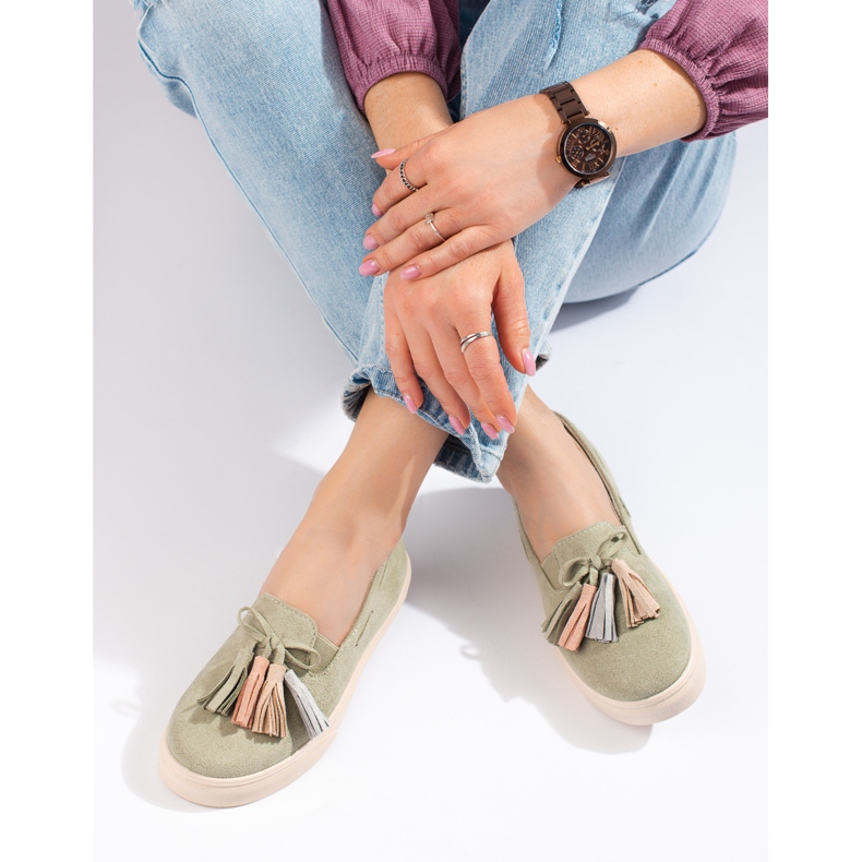 Shelovet Grüner Wildleder-Fransen-Slip-On 1