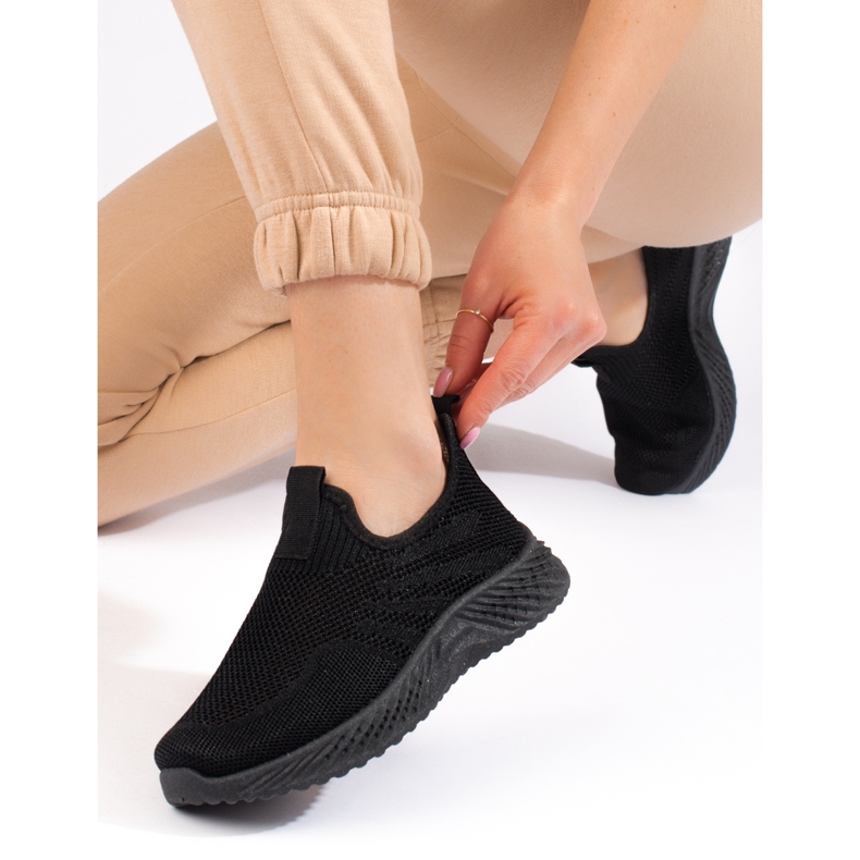 Durchbrochene Damen-Sportschuhe von Shelovet schwarz 1