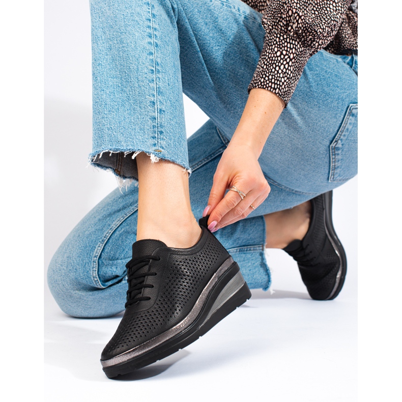 Schwarze Keilschuhe aus Leder von T.Sokolski 1