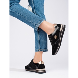 Sportschuhe aus schwarzem Leder von Shelovet 1