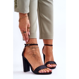 Satin High Heel Sandaletten Schwarz Linsy 1