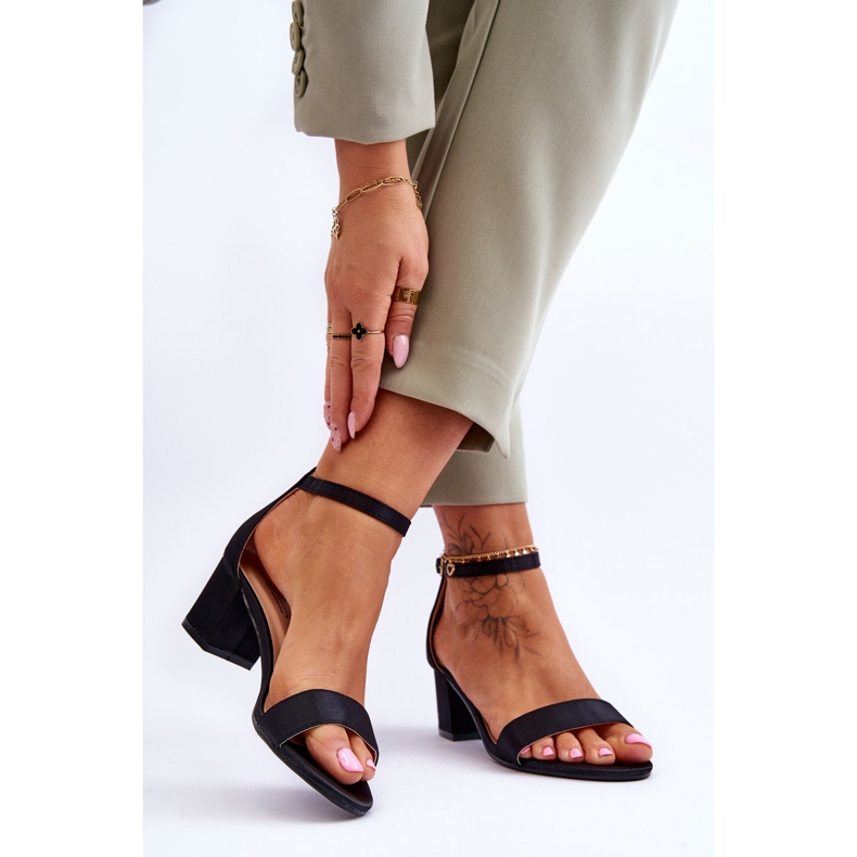 PG1 Satin-Sandalen mit niedrigem Absatz Black Juliet schwarz 2