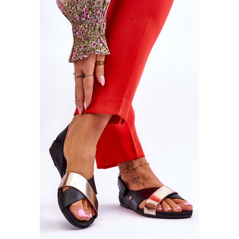 Lemar Ledersandalen mit Addison in Schwarz und Gold 2