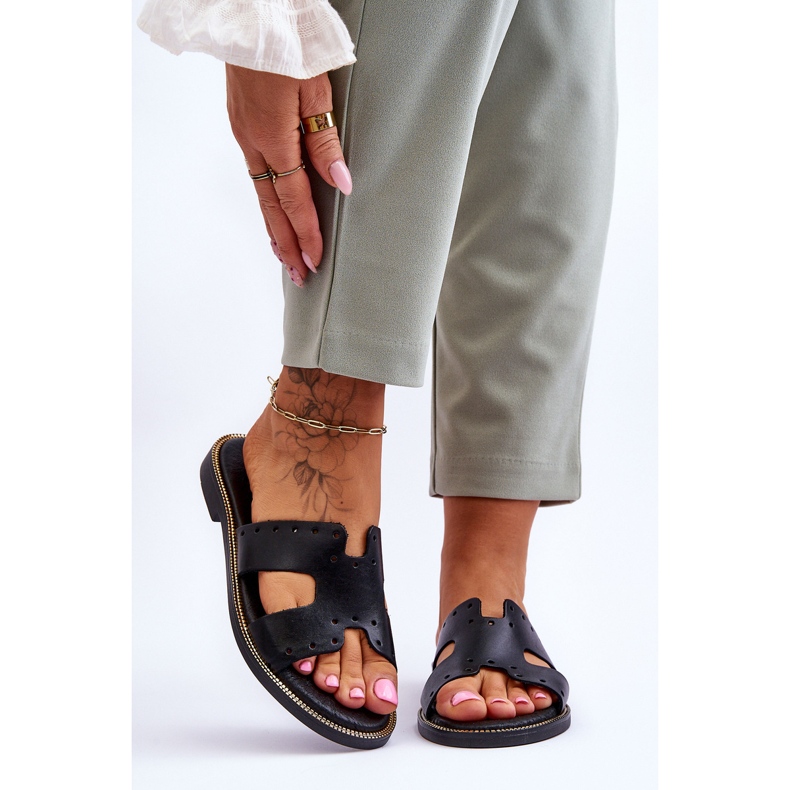 Lemar Damenhausschuhe mit dekorativen Ausschnitten Black Emily schwarz 1