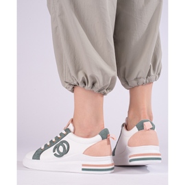 Weißer Sportschuh für Damen von Shelovet 1