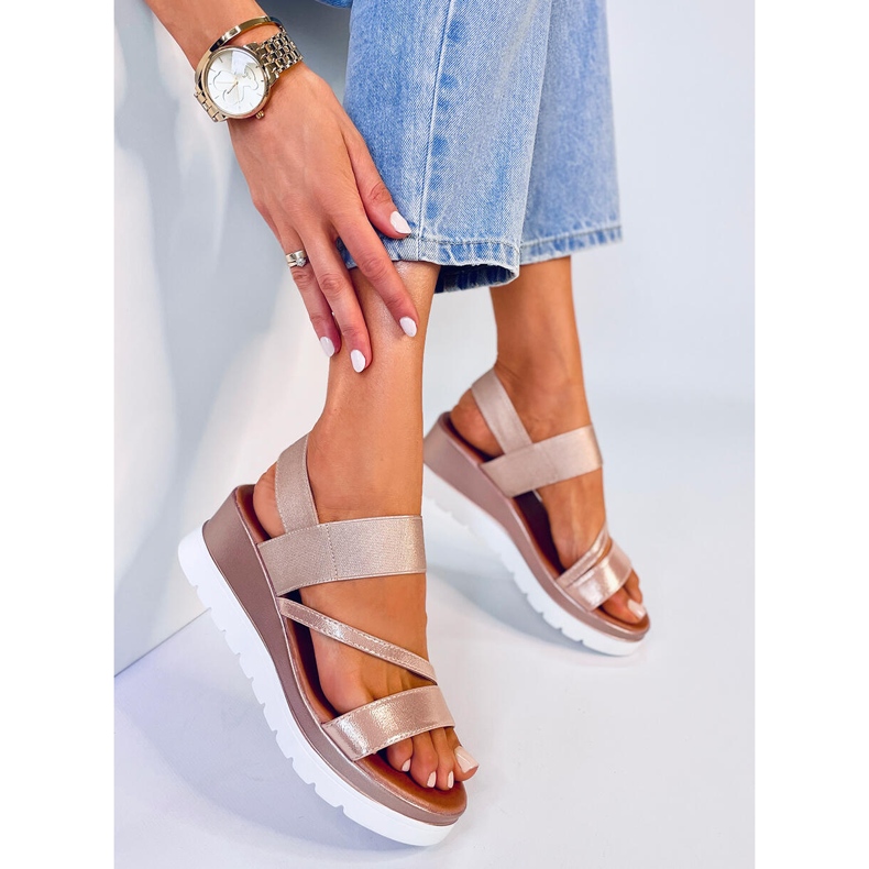 BM Carlton Champagner Keilsandalen rosa 2