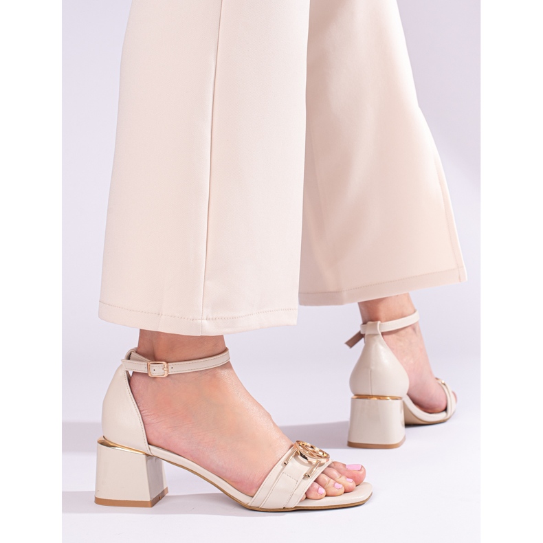 Damen-Sandalen von Shelovet mit Blockabsatz in Beige 2