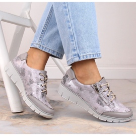 Helios 334 Leder bequeme Damenschuhe mit Blumen grau 2