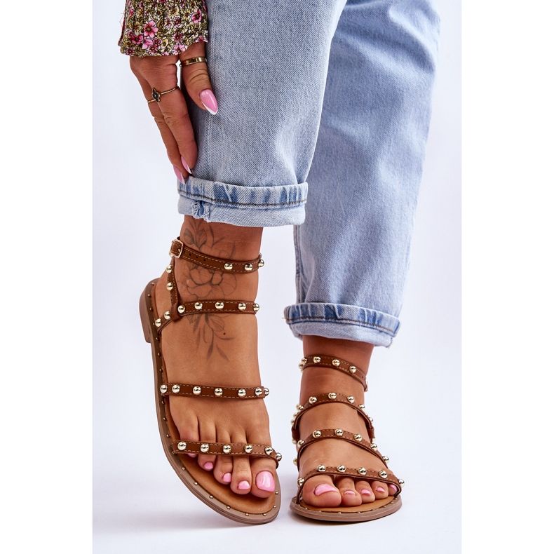 PG1 Damensandalen mit dekorativen Nieten Braun Dorothy 1