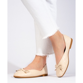 Klassische beige Shelovet-Ballerinas für Damen 1