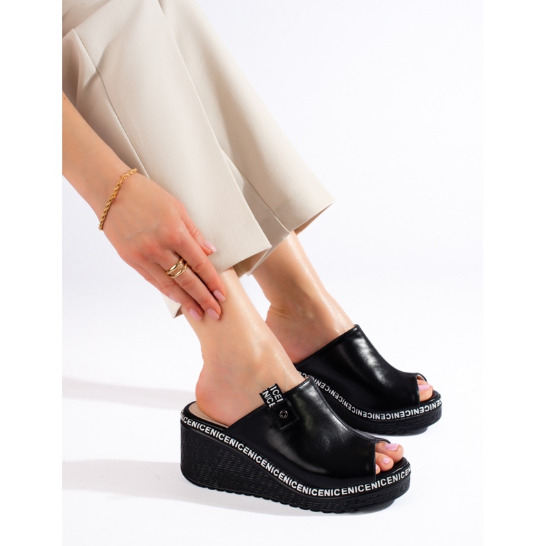 Schwarze Shelovet Keilhausschuhe für Damen 1